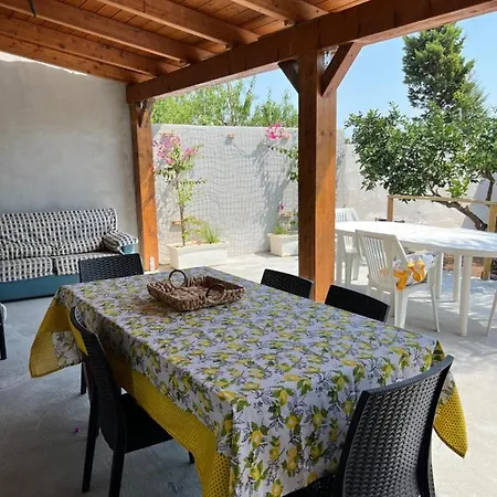- Lo Stagnone Apartment Marsala