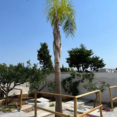 - Lo Stagnone Apartment *